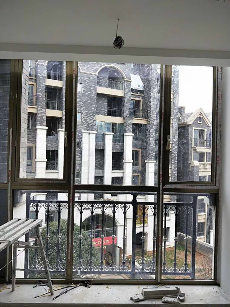 未来方舟H7主团两家安装案例